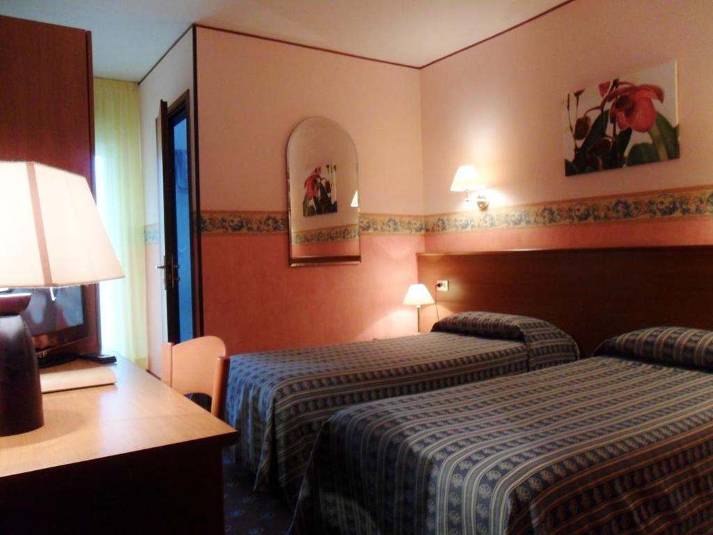 Hotel Natisone San Pietro al Natisone Chambre photo