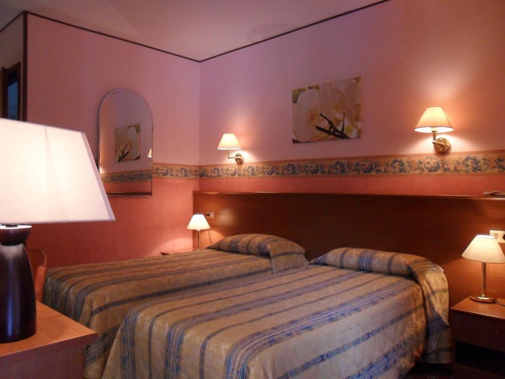 Hotel Natisone San Pietro al Natisone Chambre photo